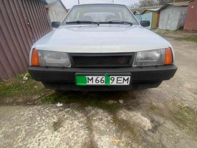 Серый ВАЗ 21099, объемом двигателя 1.5 л и пробегом 140 тыс. км за 1200 $, фото 4 на Automoto.ua