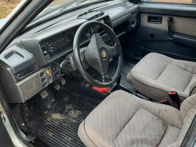 Сірий ВАЗ 21099, об'ємом двигуна 1.5 л та пробігом 280 тис. км за 950 $, фото 2 на Automoto.ua