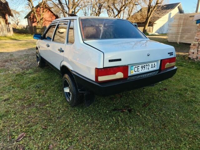 Серый ВАЗ 21099, объемом двигателя 1.5 л и пробегом 180 тыс. км за 900 $, фото 3 на Automoto.ua