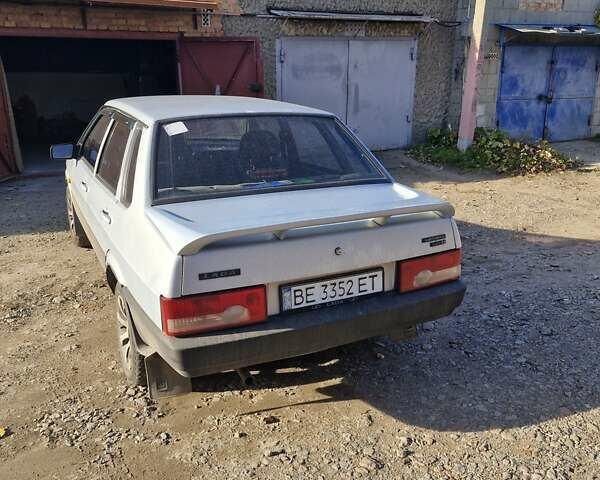 Серый ВАЗ 21099, объемом двигателя 1.5 л и пробегом 258 тыс. км за 2100 $, фото 1 на Automoto.ua