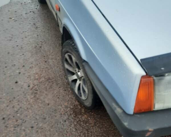 Серый ВАЗ 21099, объемом двигателя 1.5 л и пробегом 250 тыс. км за 2100 $, фото 4 на Automoto.ua