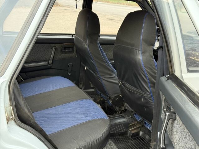 Серый ВАЗ 21099, объемом двигателя 1.5 л и пробегом 1 тыс. км за 1599 $, фото 12 на Automoto.ua