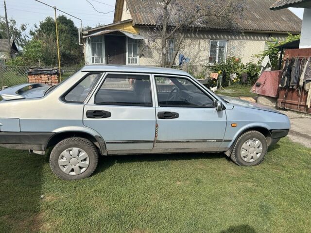 Сірий ВАЗ 21099, об'ємом двигуна 1.5 л та пробігом 200 тис. км за 800 $, фото 3 на Automoto.ua