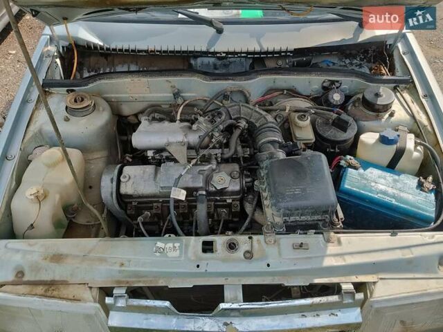 Серый ВАЗ 21099, объемом двигателя 1.5 л и пробегом 180 тыс. км за 750 $, фото 5 на Automoto.ua