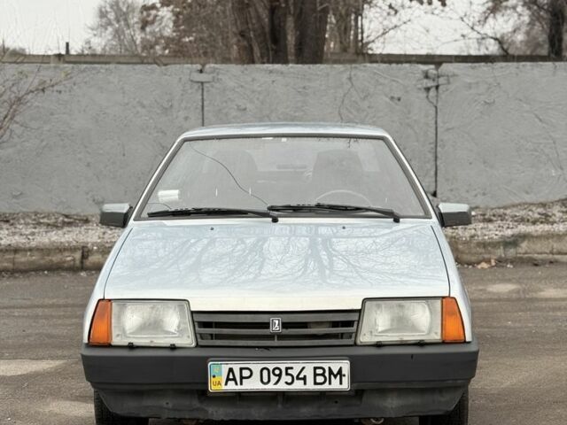 Серый ВАЗ 21099, объемом двигателя 1.5 л и пробегом 200 тыс. км за 1200 $, фото 1 на Automoto.ua