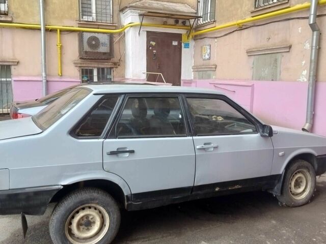 Серый ВАЗ 21099, объемом двигателя 1.5 л и пробегом 380 тыс. км за 959 $, фото 1 на Automoto.ua