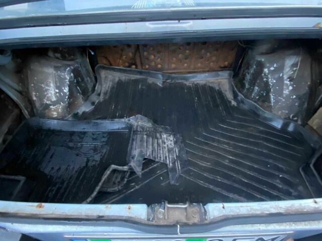 Серый ВАЗ 21099, объемом двигателя 1.5 л и пробегом 140 тыс. км за 1200 $, фото 3 на Automoto.ua