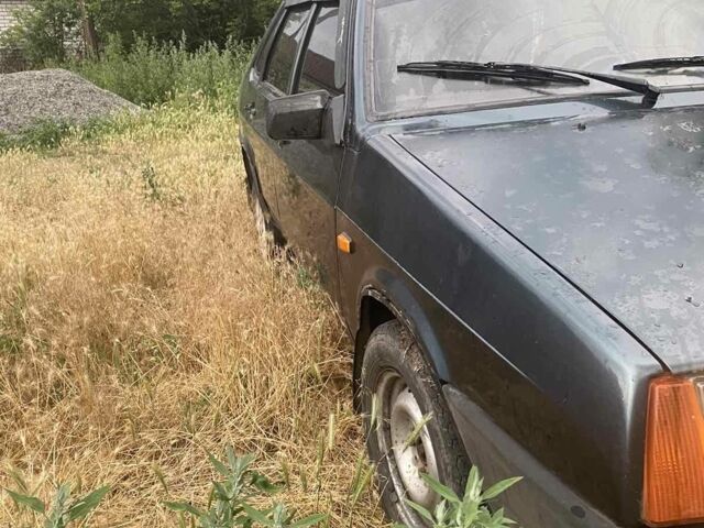 Серый ВАЗ 21099, объемом двигателя 1.5 л и пробегом 235 тыс. км за 999 $, фото 1 на Automoto.ua