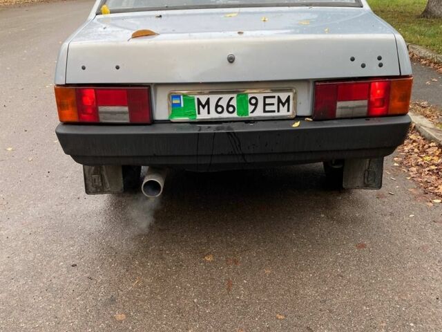 Серый ВАЗ 21099, объемом двигателя 1.5 л и пробегом 400 тыс. км за 1500 $, фото 3 на Automoto.ua