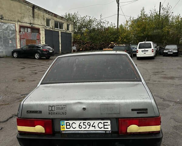 Серый ВАЗ 21099, объемом двигателя 1.5 л и пробегом 100 тыс. км за 400 $, фото 1 на Automoto.ua