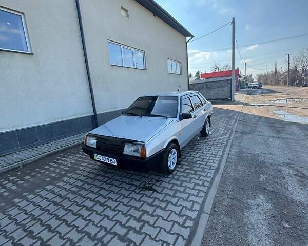 Серый ВАЗ 21099, объемом двигателя 1.46 л и пробегом 220 тыс. км за 1800 $, фото 2 на Automoto.ua