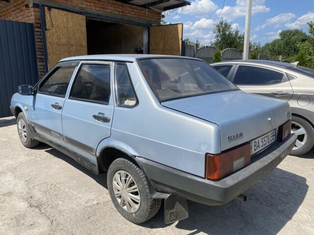 Серый ВАЗ 21099, объемом двигателя 1.5 л и пробегом 203 тыс. км за 999 $, фото 2 на Automoto.ua