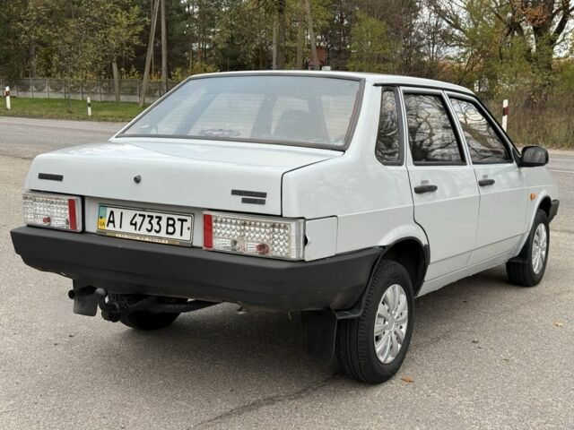 Серый ВАЗ 21099, объемом двигателя 1.5 л и пробегом 1 тыс. км за 1599 $, фото 6 на Automoto.ua