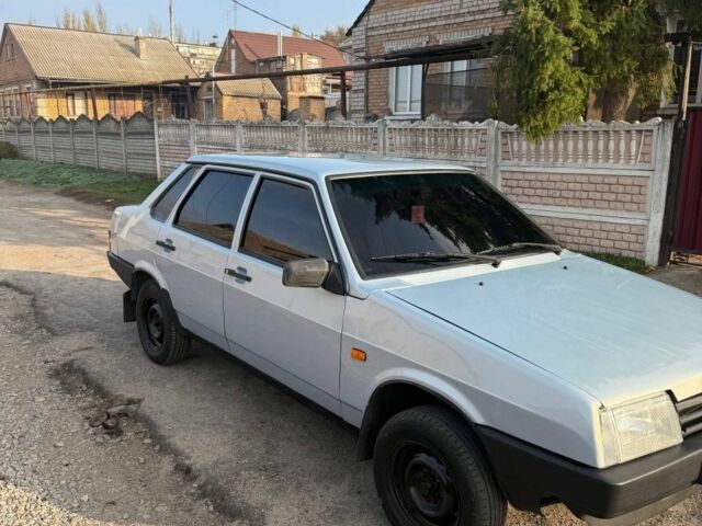 Серый ВАЗ 21099, объемом двигателя 1.5 л и пробегом 150 тыс. км за 1650 $, фото 3 на Automoto.ua
