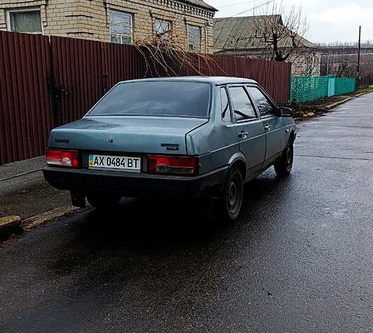 Серый ВАЗ 21099, объемом двигателя 1.5 л и пробегом 196 тыс. км за 1000 $, фото 2 на Automoto.ua