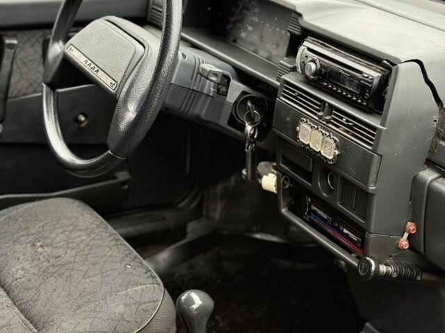 Серый ВАЗ 21099, объемом двигателя 1.5 л и пробегом 200 тыс. км за 1200 $, фото 6 на Automoto.ua