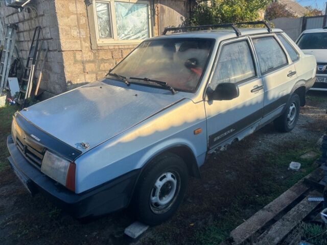 Серый ВАЗ 21099, объемом двигателя 1.5 л и пробегом 325 тыс. км за 750 $, фото 7 на Automoto.ua