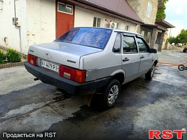 Серый ВАЗ 21099, объемом двигателя 1.5 л и пробегом 235 тыс. км за 900 $, фото 2 на Automoto.ua