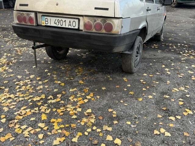 Серый ВАЗ 21099, объемом двигателя 1.6 л и пробегом 120 тыс. км за 750 $, фото 2 на Automoto.ua