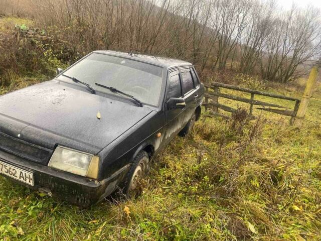 Серый ВАЗ 21099, объемом двигателя 0 л и пробегом 300 тыс. км за 350 $, фото 2 на Automoto.ua