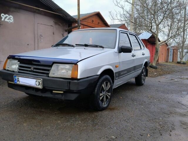 Сірий ВАЗ 21099, об'ємом двигуна 0 л та пробігом 255 тис. км за 1400 $, фото 6 на Automoto.ua