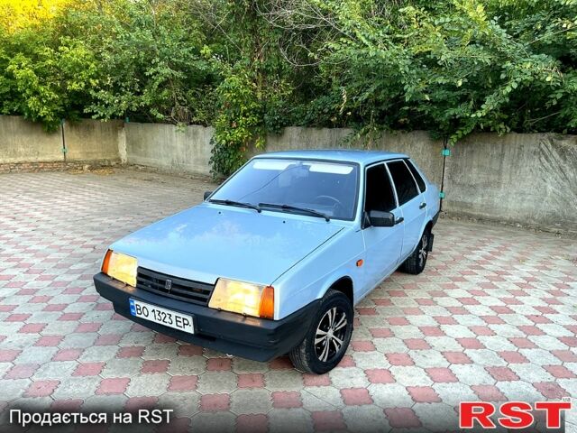 Серый ВАЗ 21099, объемом двигателя 1.5 л и пробегом 140 тыс. км за 1799 $, фото 1 на Automoto.ua