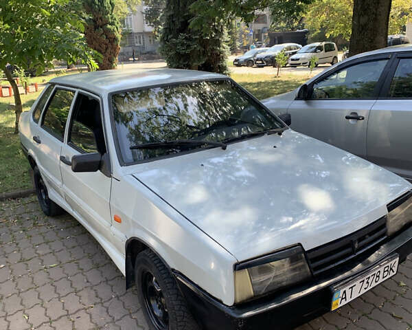 Сірий ВАЗ 21099, об'ємом двигуна 1.5 л та пробігом 178 тис. км за 895 $, фото 1 на Automoto.ua