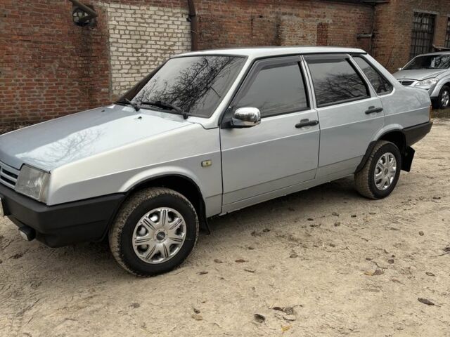 Сірий ВАЗ 21099, об'ємом двигуна 1.5 л та пробігом 213 тис. км за 1800 $, фото 5 на Automoto.ua