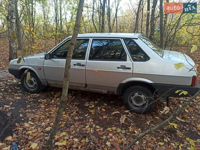 Серый ВАЗ 21099, объемом двигателя 1.5 л и пробегом 150 тыс. км за 1400 $, фото 4 на Automoto.ua