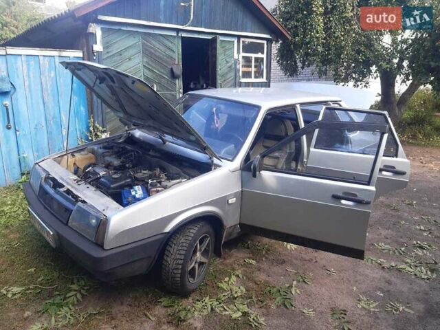 Серый ВАЗ 21099, объемом двигателя 1.5 л и пробегом 526 тыс. км за 2000 $, фото 1 на Automoto.ua