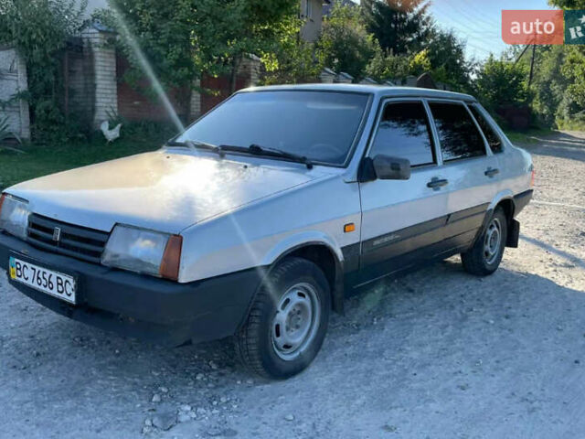 Серый ВАЗ 21099, объемом двигателя 1.5 л и пробегом 204 тыс. км за 899 $, фото 1 на Automoto.ua