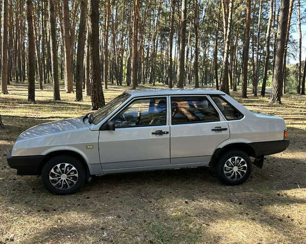 Серый ВАЗ 21099, объемом двигателя 1.5 л и пробегом 89 тыс. км за 2500 $, фото 9 на Automoto.ua
