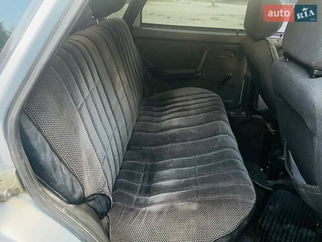 Серый ВАЗ 21099, объемом двигателя 1.5 л и пробегом 240 тыс. км за 950 $, фото 7 на Automoto.ua