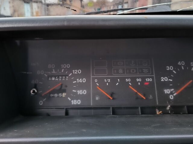 Серый ВАЗ 21099, объемом двигателя 1.5 л и пробегом 100 тыс. км за 750 $, фото 5 на Automoto.ua