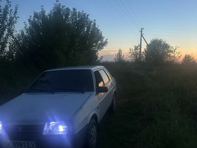Сірий ВАЗ 21099, об'ємом двигуна 1.5 л та пробігом 200 тис. км за 750 $, фото 5 на Automoto.ua