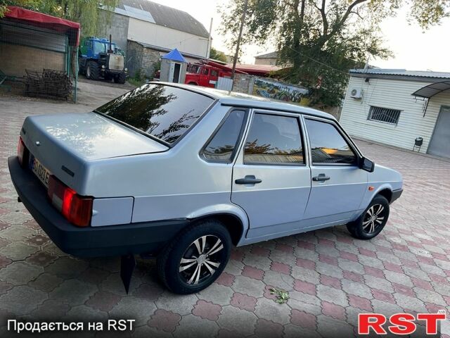 Серый ВАЗ 21099, объемом двигателя 1.5 л и пробегом 140 тыс. км за 1799 $, фото 4 на Automoto.ua