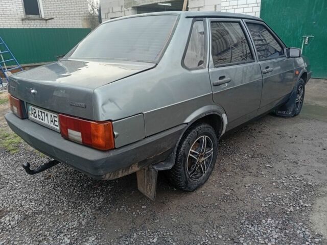 Серый ВАЗ 21099, объемом двигателя 1.6 л и пробегом 298 тыс. км за 1250 $, фото 2 на Automoto.ua
