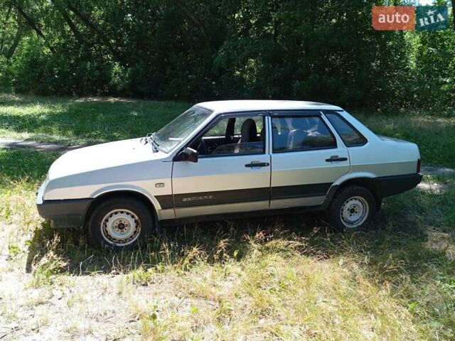 Сірий ВАЗ 21099, об'ємом двигуна 1.5 л та пробігом 225 тис. км за 1950 $, фото 12 на Automoto.ua