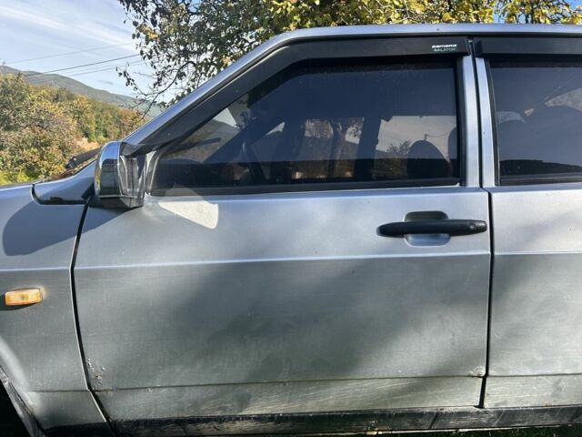 Серый ВАЗ 21099, объемом двигателя 1.5 л и пробегом 200 тыс. км за 240 $, фото 3 на Automoto.ua