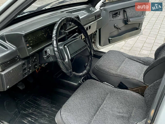 Серый ВАЗ 21099, объемом двигателя 1.5 л и пробегом 179 тыс. км за 1200 $, фото 13 на Automoto.ua