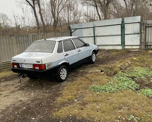 Серый ВАЗ 21099, объемом двигателя 1.5 л и пробегом 1000 тыс. км за 1650 $, фото 5 на Automoto.ua