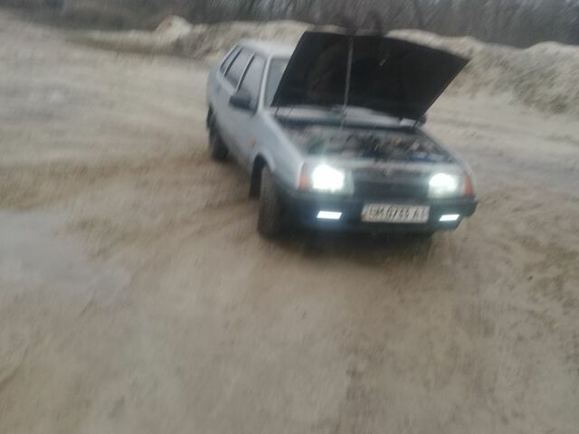 Серый ВАЗ 21099, объемом двигателя 1.5 л и пробегом 20 тыс. км за 546 $, фото 6 на Automoto.ua