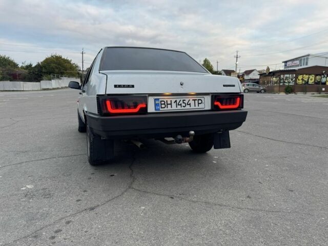 Серый ВАЗ 21099, объемом двигателя 1.5 л и пробегом 3 тыс. км за 1500 $, фото 5 на Automoto.ua