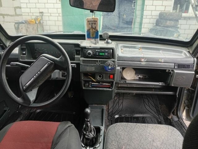 Серый ВАЗ 21099, объемом двигателя 1.6 л и пробегом 298 тыс. км за 1250 $, фото 4 на Automoto.ua