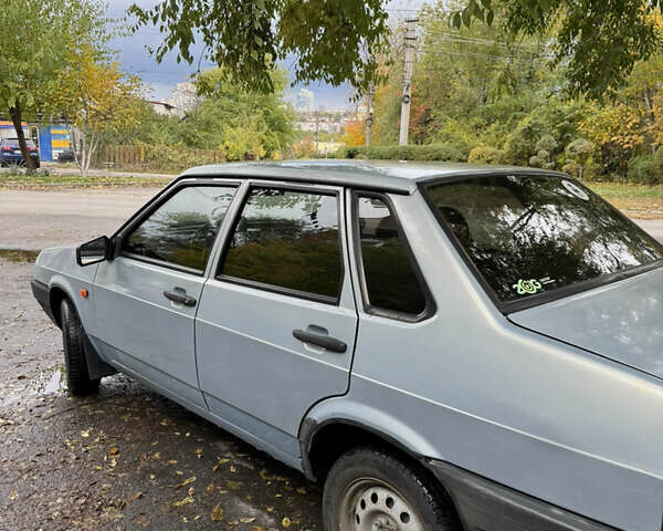 ВАЗ 21099 2005 в Запорожье на Automoto.ua Серый ВАЗ 21099, объемом двигателя 1.5 л и пробегом 173 тыс. км за 1650 $, фото 2 на Automoto.ua