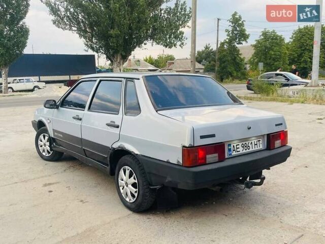 Серый ВАЗ 21099, объемом двигателя 1.5 л и пробегом 240 тыс. км за 950 $, фото 2 на Automoto.ua