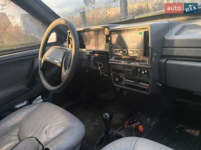 Серый ВАЗ 21099, объемом двигателя 1.5 л и пробегом 200 тыс. км за 1300 $, фото 4 на Automoto.ua
