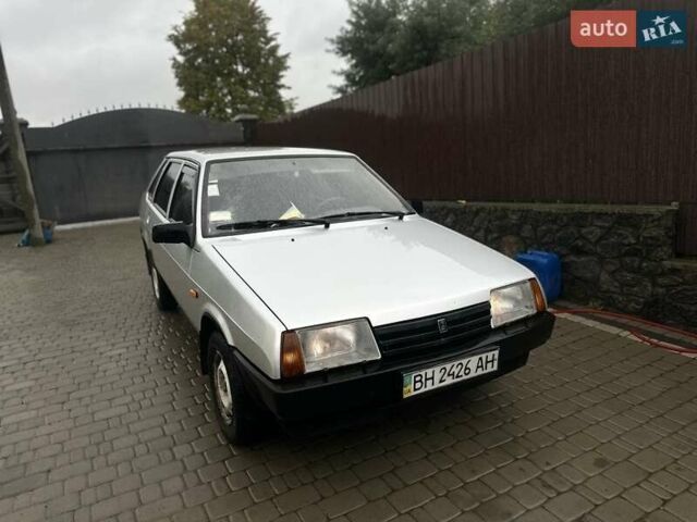 Серый ВАЗ 21099, объемом двигателя 1.5 л и пробегом 208 тыс. км за 750 $, фото 1 на Automoto.ua