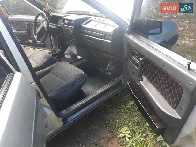 Серый ВАЗ 21099, объемом двигателя 1.5 л и пробегом 526 тыс. км за 2000 $, фото 4 на Automoto.ua