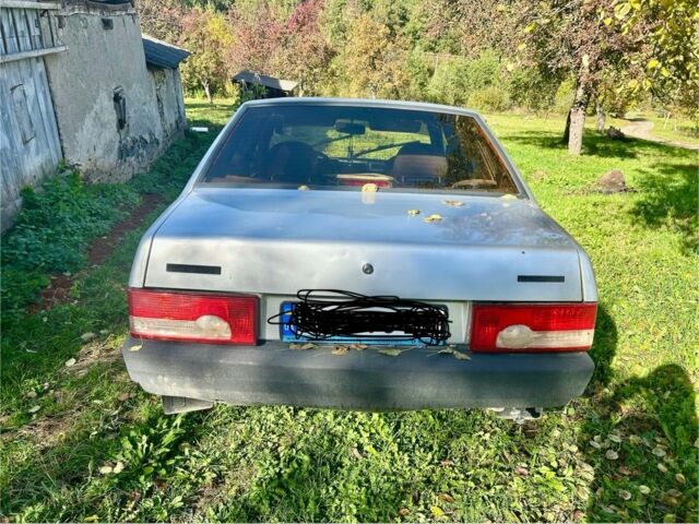 Серый ВАЗ 21099, объемом двигателя 1.5 л и пробегом 200 тыс. км за 240 $, фото 5 на Automoto.ua